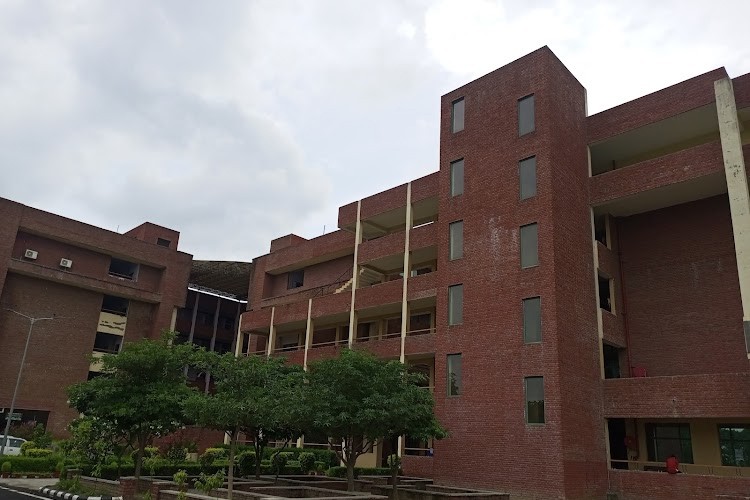 Gateway Institute of Engineering and Technology, Sonipat