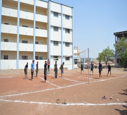 Genba Sopanrao Moze College of Pharmacy, Pune