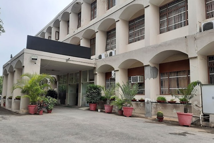 General Shivdev Singh Diwan Gurbachan Singh Khalsa College, Patiala