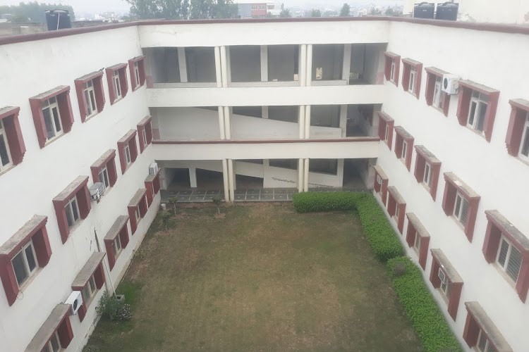 GGS College of Modern Technology, Mohali