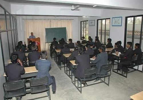 GIDC Rajju Shroff Rofel Institute of Management Studies, Vapi