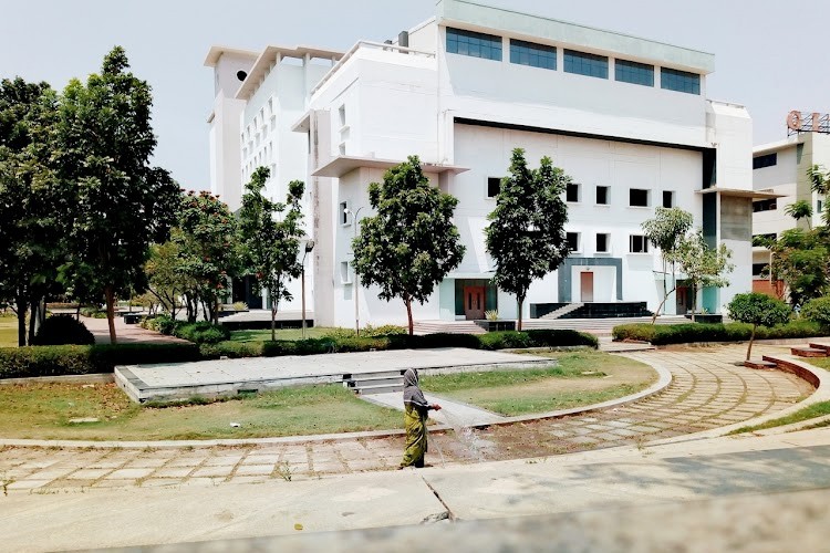 Global Institute of Engineering and Technology, Vellore