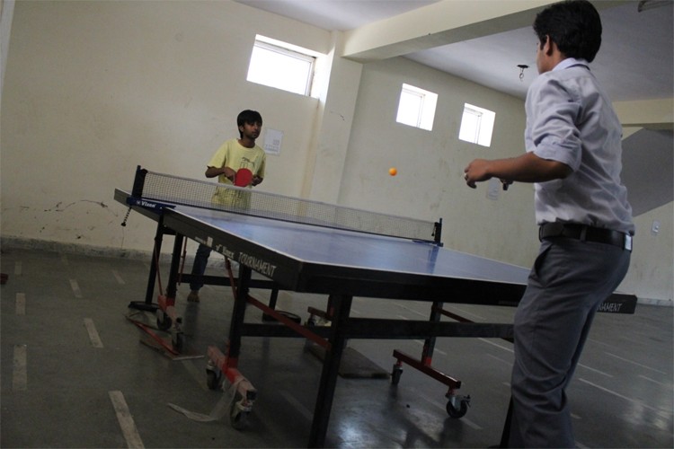 GNIOT Group of Institutions Greater Noida Campus: Photos, Virtual Tour