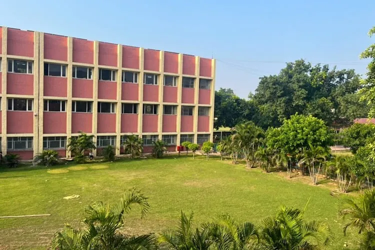 Goswami Ganesh Dutta Sanatan Dharma College, Chandigarh