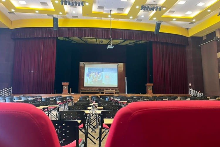 Goswami Ganesh Dutta Sanatan Dharma College, Chandigarh