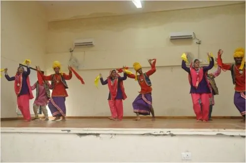 Government Commerce College, Gandhinagar