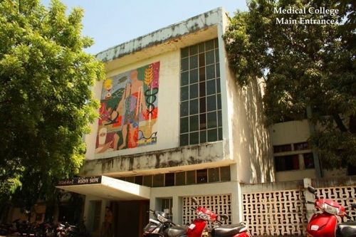 Government Medical College, Surat