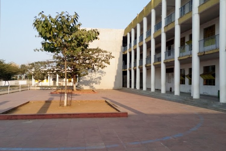 Growmore Group of Institutions, Himmatnagar