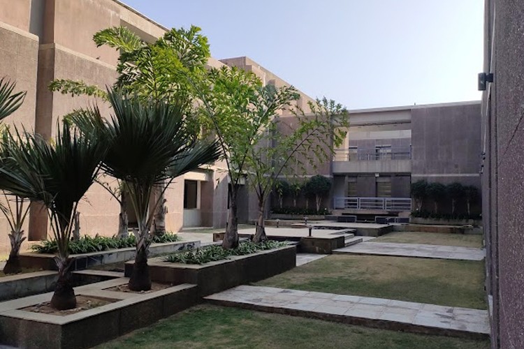 Gujarat Adani Institute of Medical Sciences, Kachchh