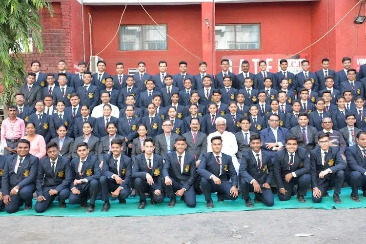 Gujarat Institute of Hotel Management, Vadodara