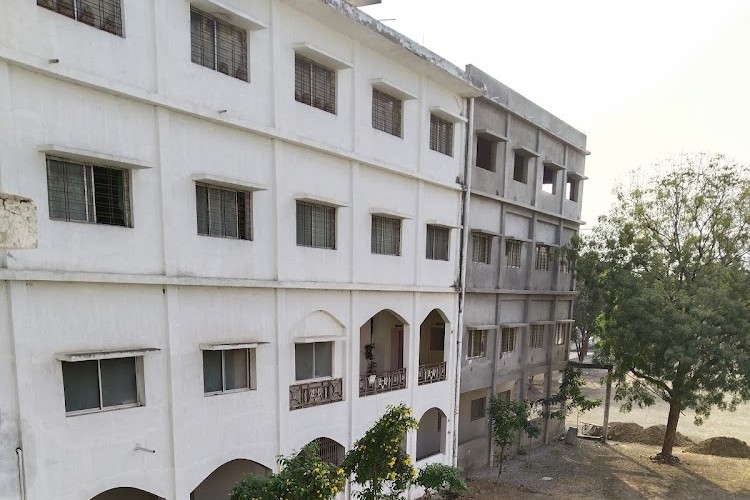 Guru Gobind Singh College of Dental Science and Research Centre, Indore