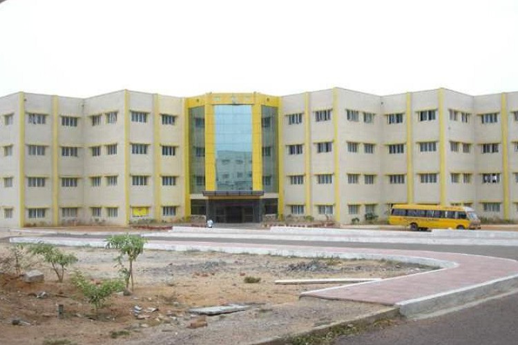 Guru Nanak College, Chennai