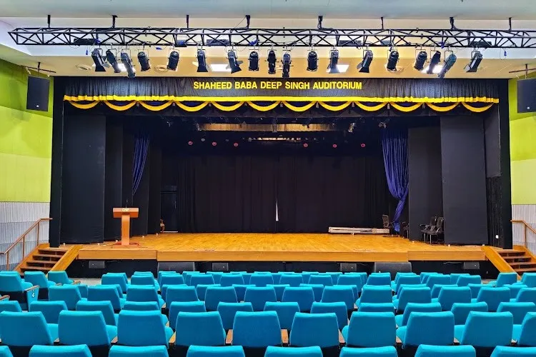 Guru Nanak College, Chennai