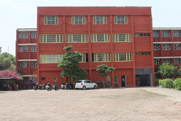 Guru Nanak Girls College, Ludhiana