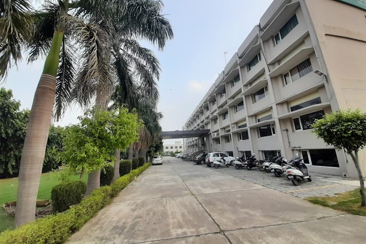 Guru Nanak Khalsa College, Yamuna Nagar