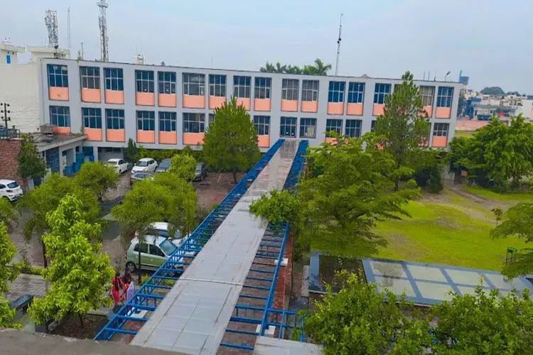 Guru Nanak Khalsa College, Yamuna Nagar