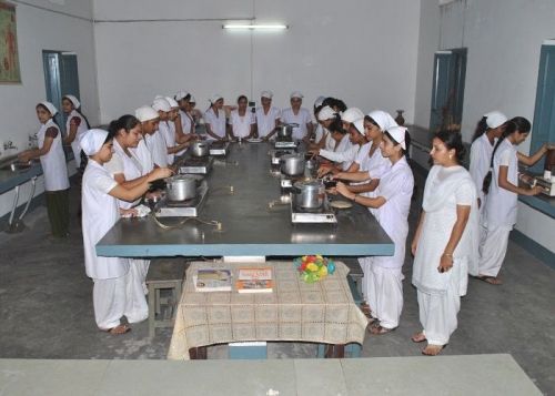 Guru Nanak Khalsa Girls College, Jalandhar