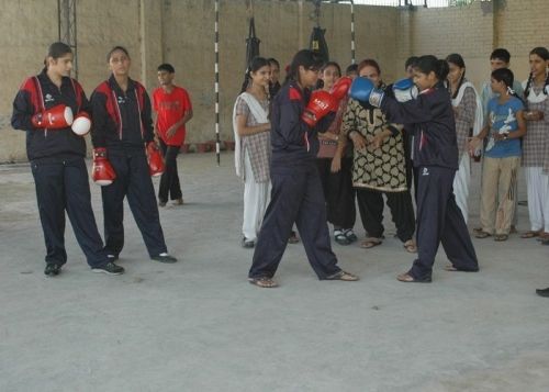 Guru Nanak Khalsa Girls College, Jalandhar