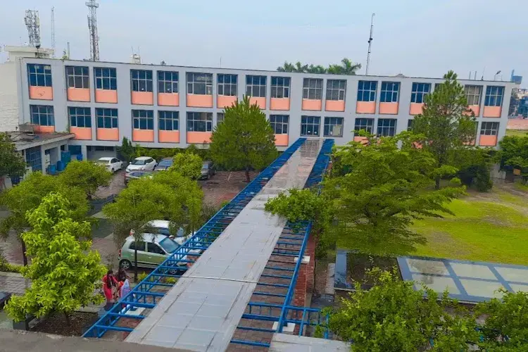 Guru Nanak Khalsa Group of Educational Institutions, Yamuna Nagar