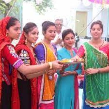 Gurukul Mahila Arts & Commerce College, Porbandar