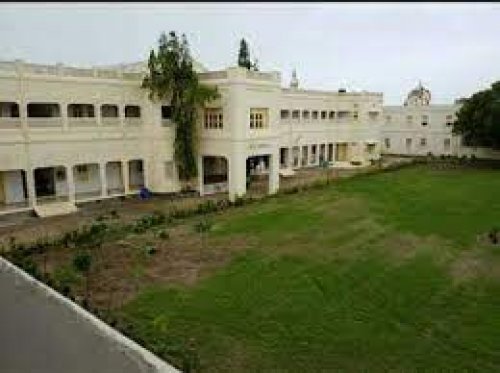 Gurukul Mahila Arts & Commerce College, Porbandar