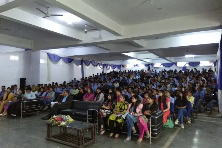 HIMT Group of Institutions, Greater Noida