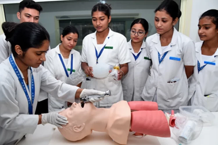 Himalayan College of Nursing, Dehradun