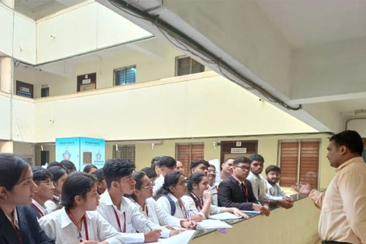 Hindi Vidya Prachar Samiti's College of Law, Mumbai