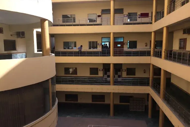 HLM College, Ghaziabad