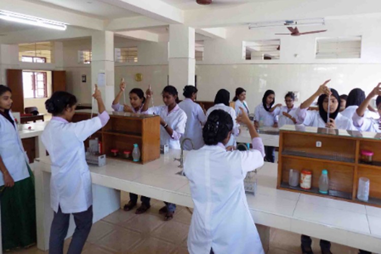 Holy Cross College of Nursing, Kollam
