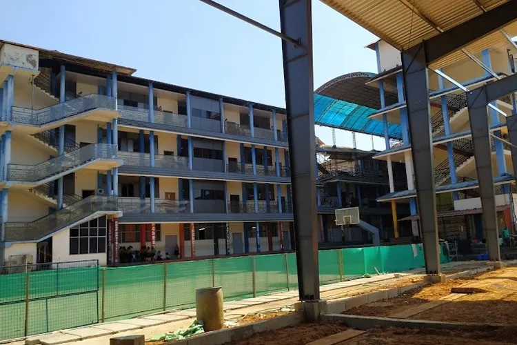 Holy Grace Academy of Engineering, Thrissur