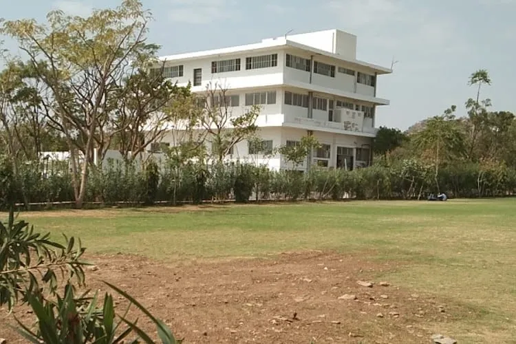 Hukumchand Noble Institute of Science and Technology, Ajmer