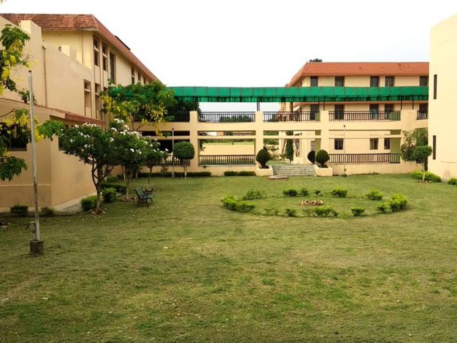 ICFAI Law School, Dehradun