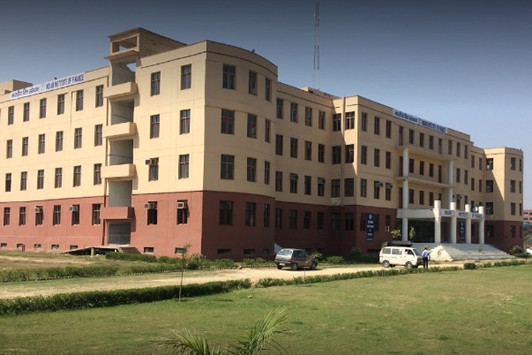 IIF College of Commerce and Management Studies, Greater Noida