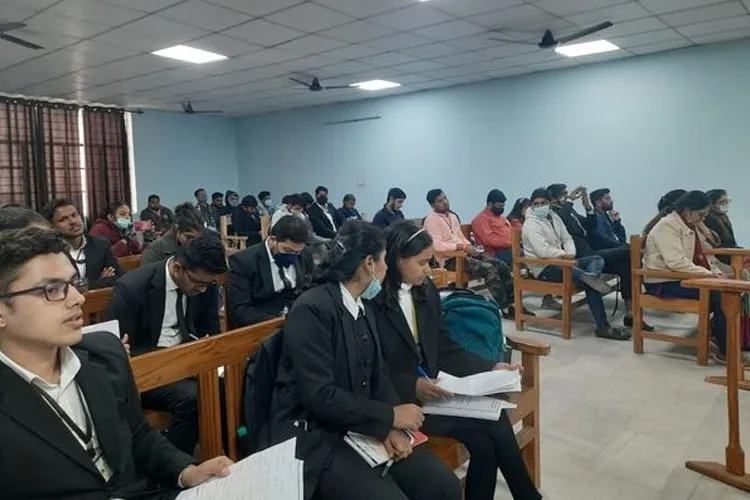 IIMT College of Law, Greater Noida