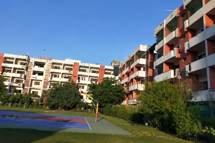 IIMT College of Management, Greater Noida