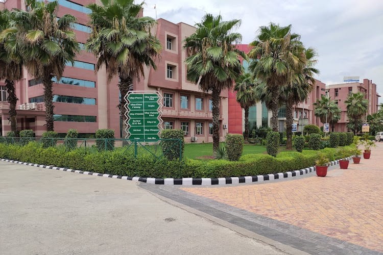 IIMT College of Pharmacy, Greater Noida