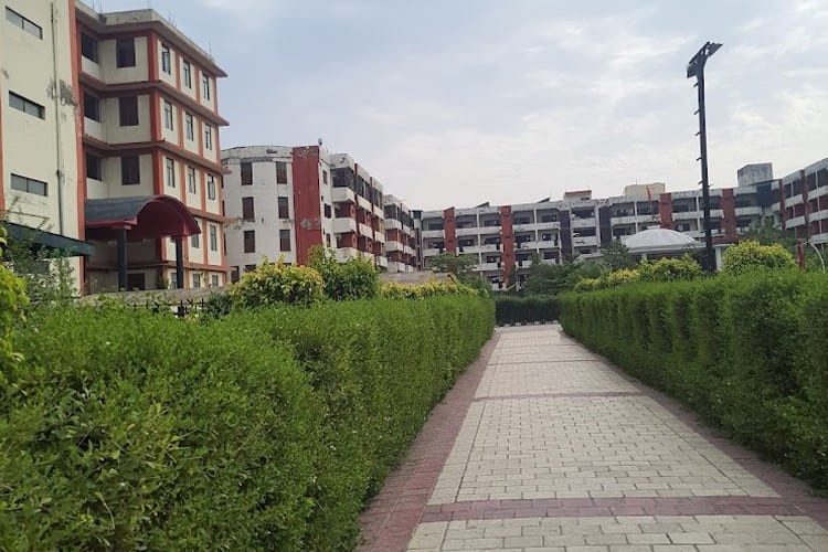 IIMT College of Polytechnic, Greater Noida
