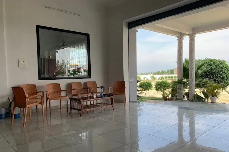 Impact College of Science and Technology, Rampur