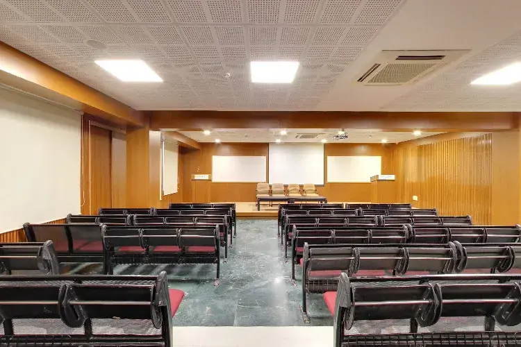 Indian Academy Group of Institutions, Bangalore
