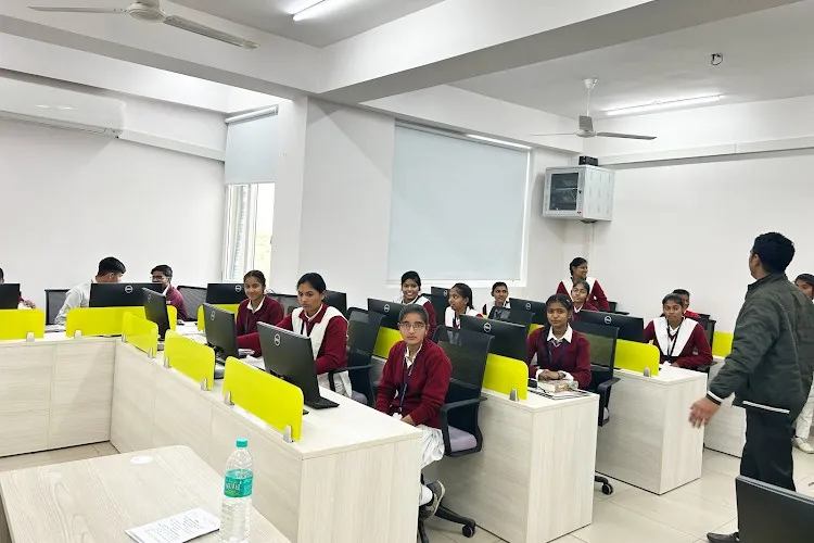 Indian Institute of Printing and Packaging Technology, Greater Noida