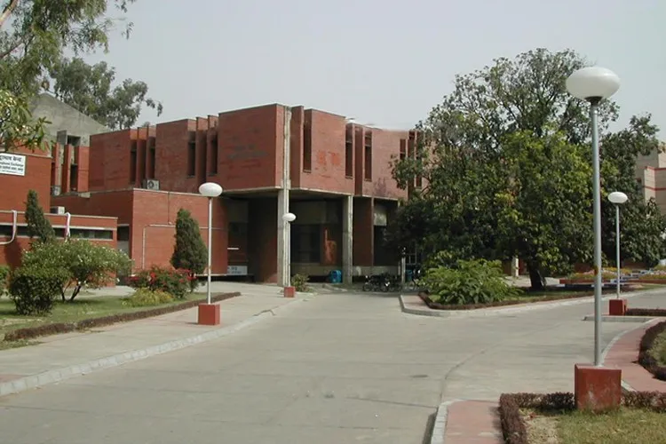 Indian Institute of Technology, Kanpur