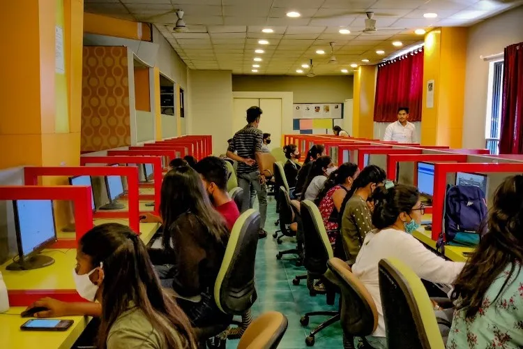 Indira College of Commerce and Science, Pune