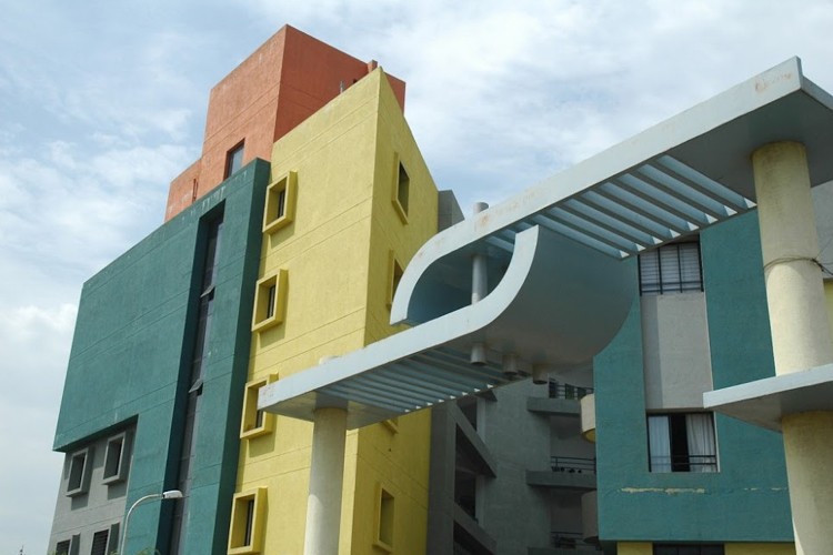 Indira School of Communication, Pune