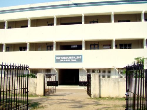 Indo - American College, Cheyyur