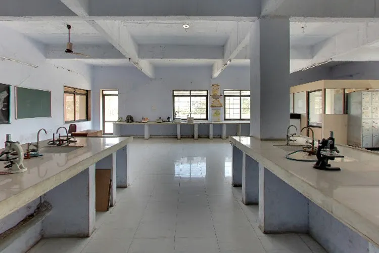 Indubhai Patel College of Pharmacy and Research Centre, Anand