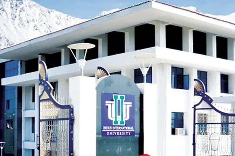 Indus International University, Una
