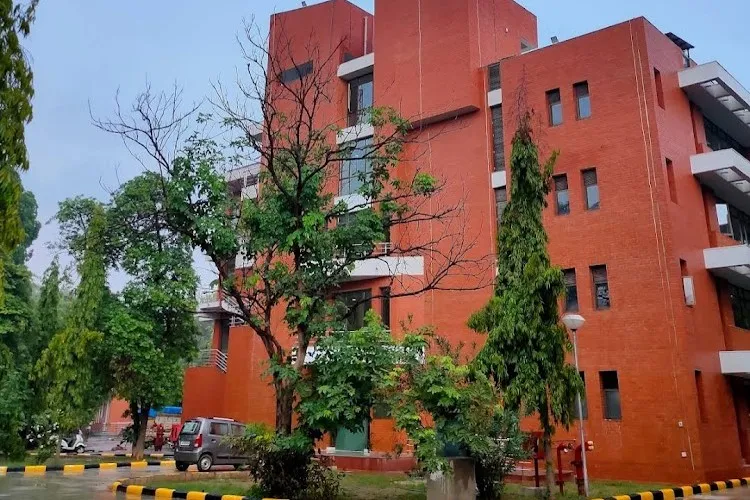 Department of Management Sciences, Indian Institute of Technology, Kanpur