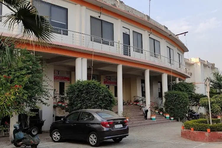 Institute for Education & Technical Sciences, Ghaziabad