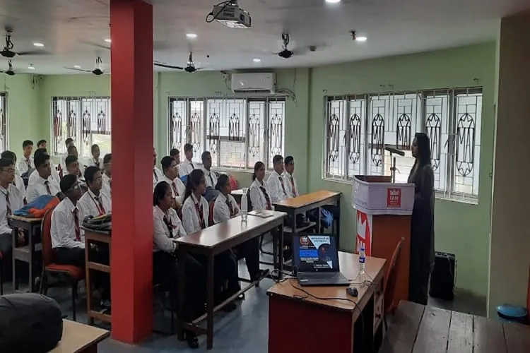 Institute of Advanced Management, Kolkata